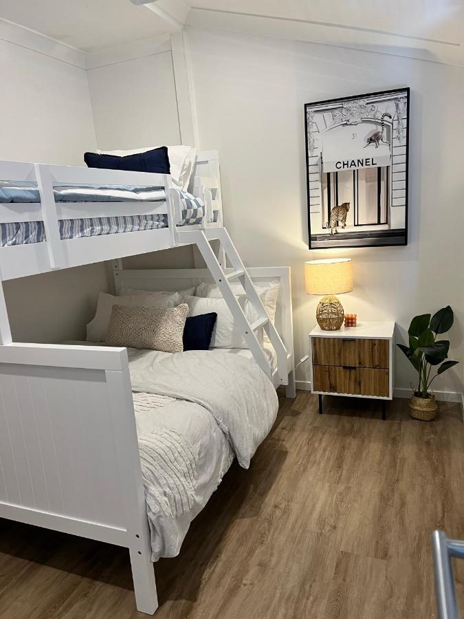 Comfortable Beach Home سكاربورو المظهر الخارجي الصورة